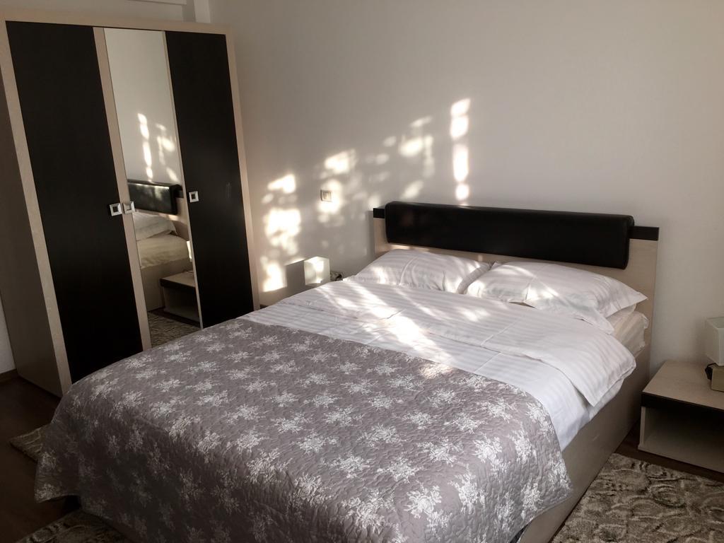 M13 Apartments 那沃达利 外观 照片
