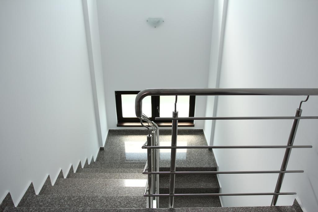 M13 Apartments 那沃达利 外观 照片